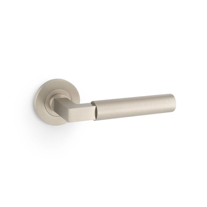 Hurricane Plain Door Handles On Round Rose