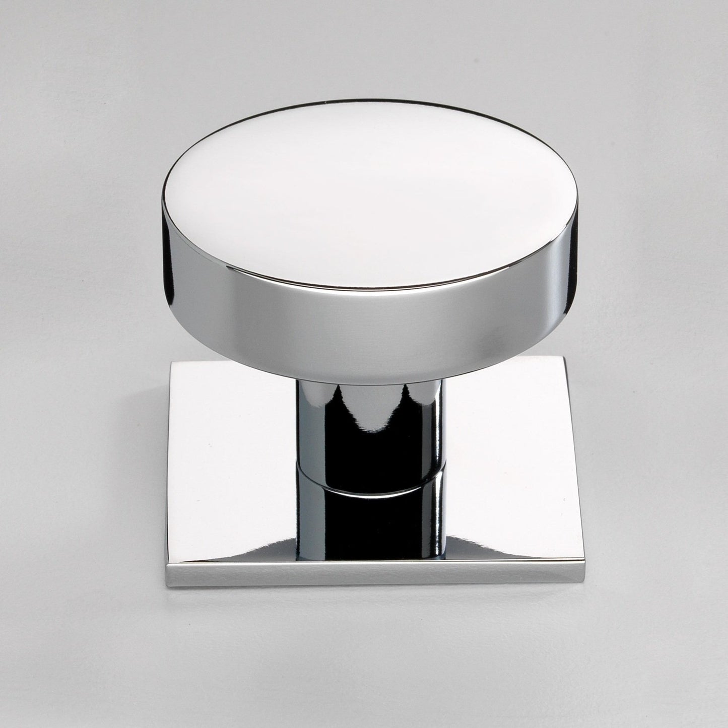 Cambridge Cabinet Knob on Square Backplate in Polished Chrome Finish