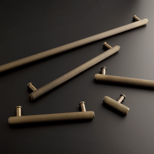 Crispin Reeded Cabinet T Bar Handles