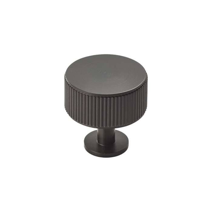 Lines Reeded Cabinet Knobs