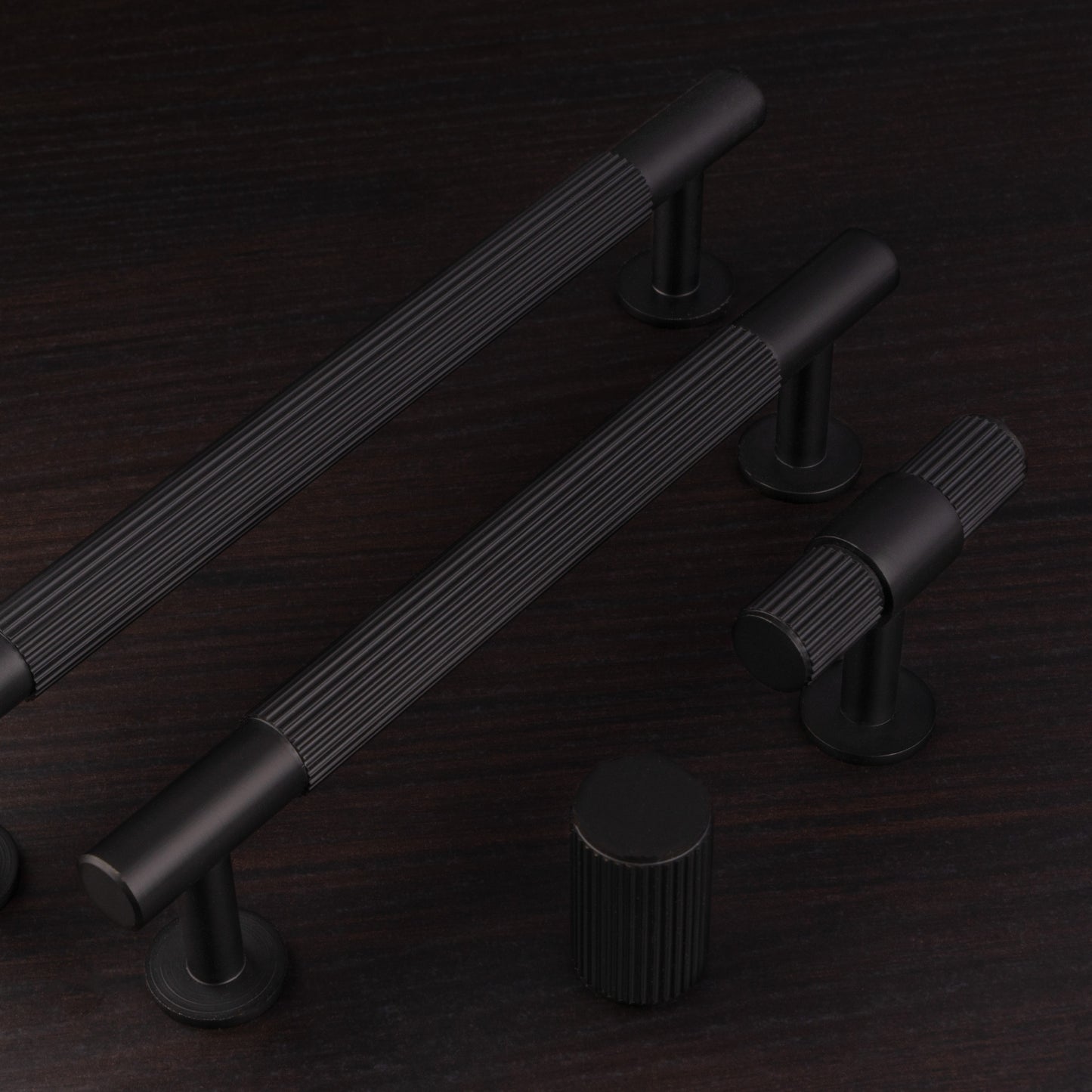 Lines Matt Black Reeded T Bar Cabinet Handles