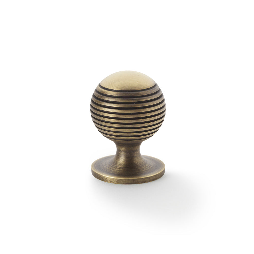 Caesar Cupboard Knob on Round Rose - Antique Brass - 32mm