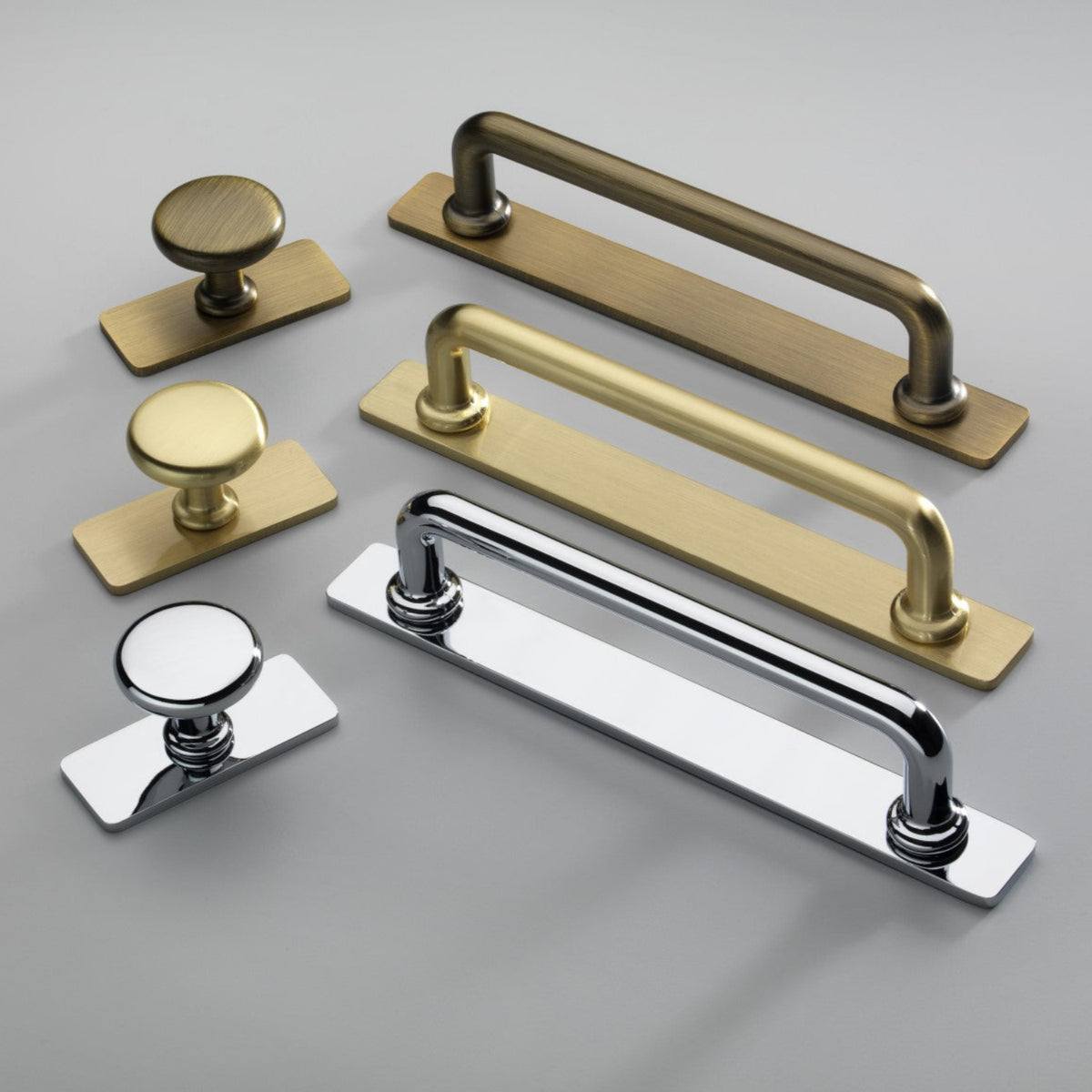 Crofts & Assinder Banbury 128mm Cabinet Bar Handles on Backplate ...