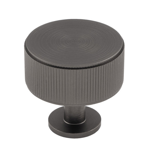 Lines Reeded Cabinet Knobs