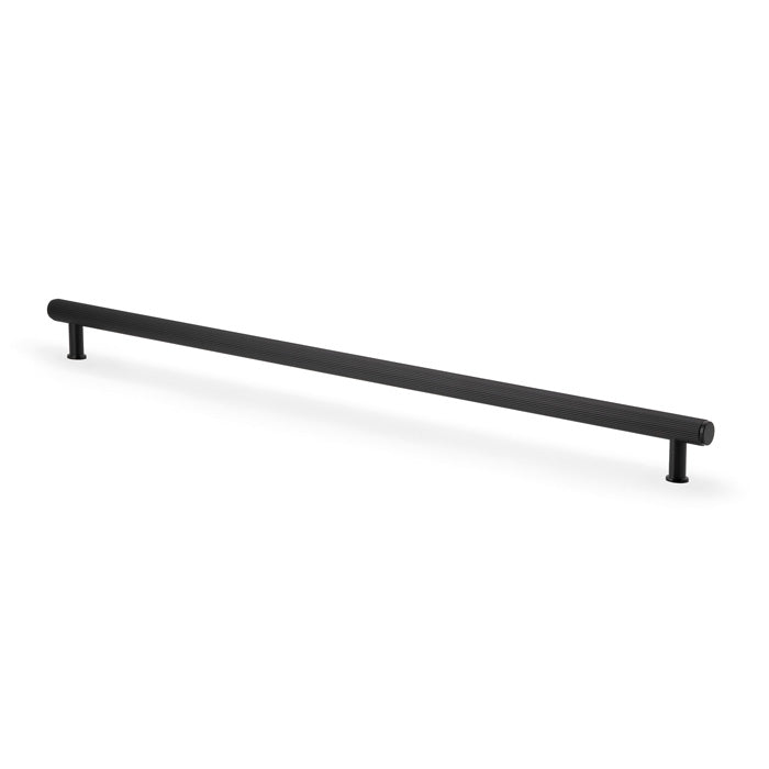 Crispin 448mm Matt Black Reeded Cabinet T Bar Handle