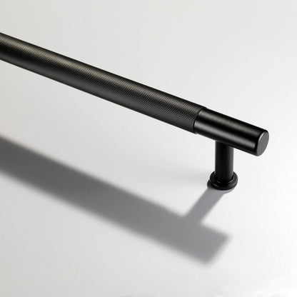 Henley Knurled Solid Brass Bar Handle