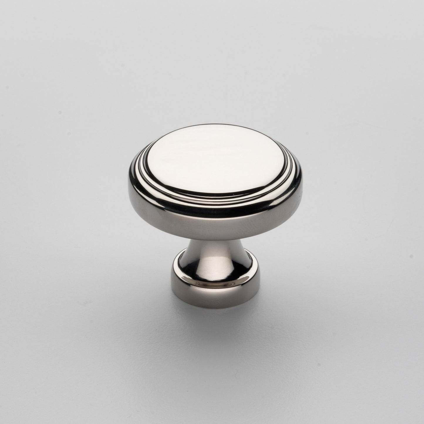 Knightsbridge Cabinet Handles