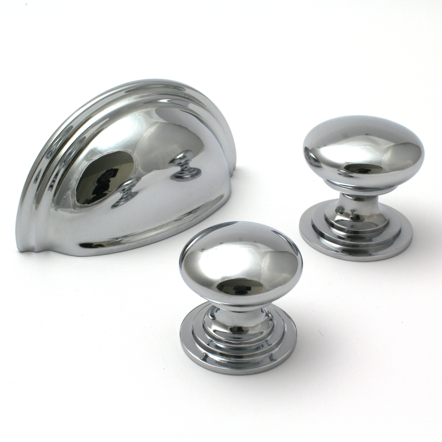 Victorian Cup Pull Handle in Polished Chrome - 76mm Centres