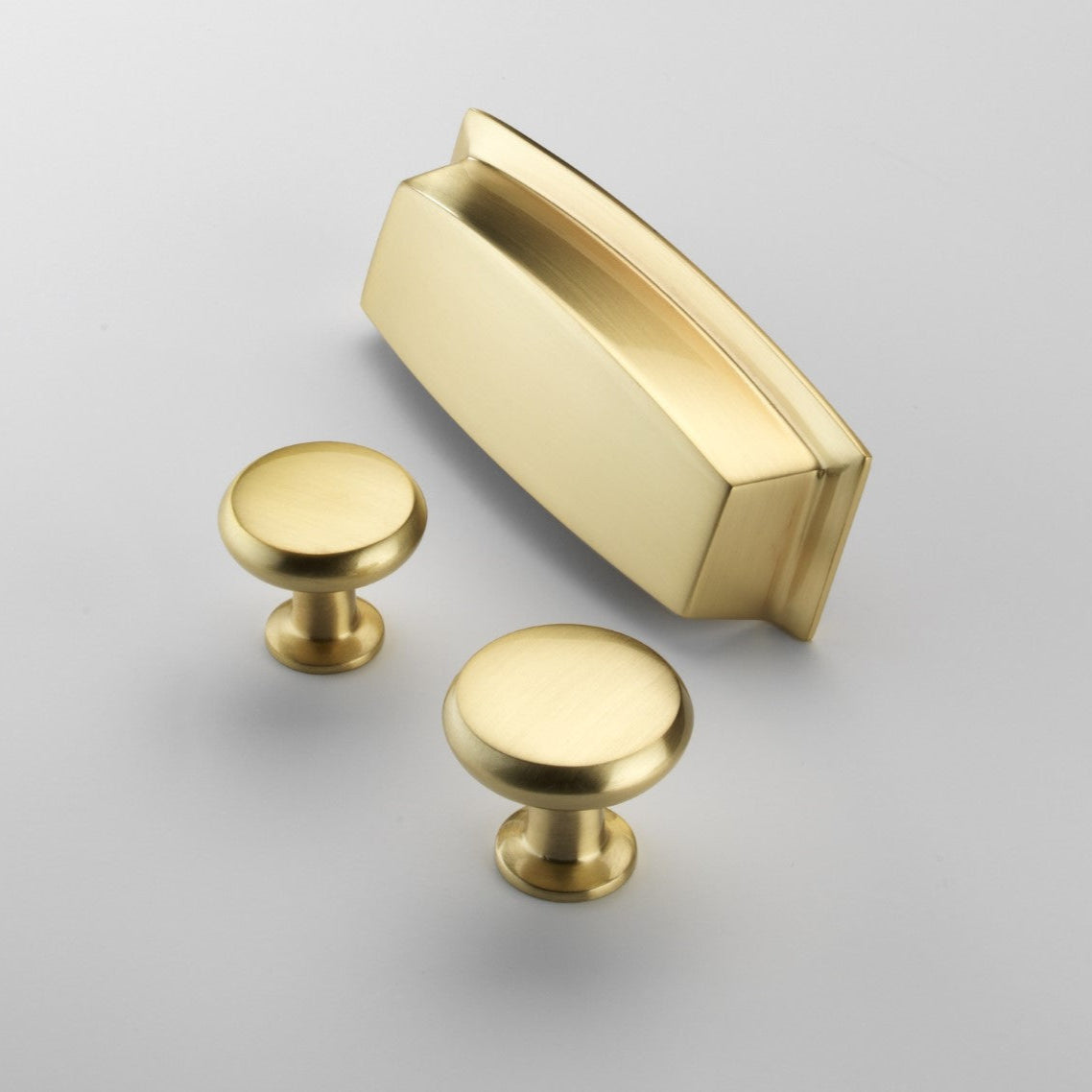 Salcombe Cup Handle in Brushed Satin Brass