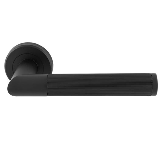 Trend Lines Door Handles On Round Rose